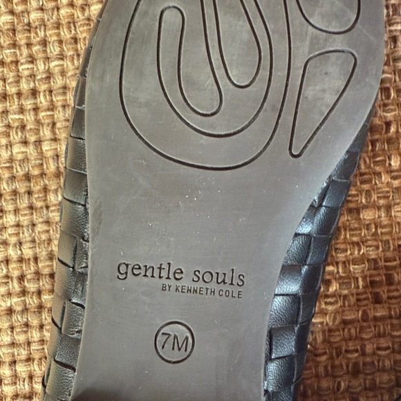 Kenneth Cole Gentle Souls Willow Black Woven Flats 37 women’s 7 - Picture 6 of 10